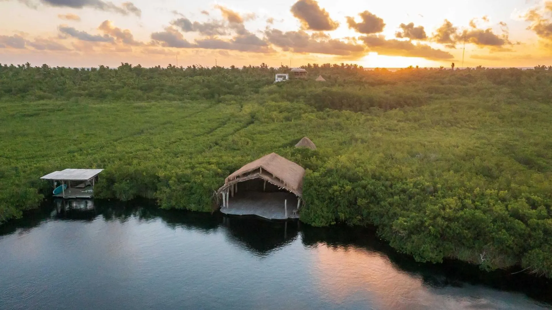 Hotel Casa Moksha Tulum México